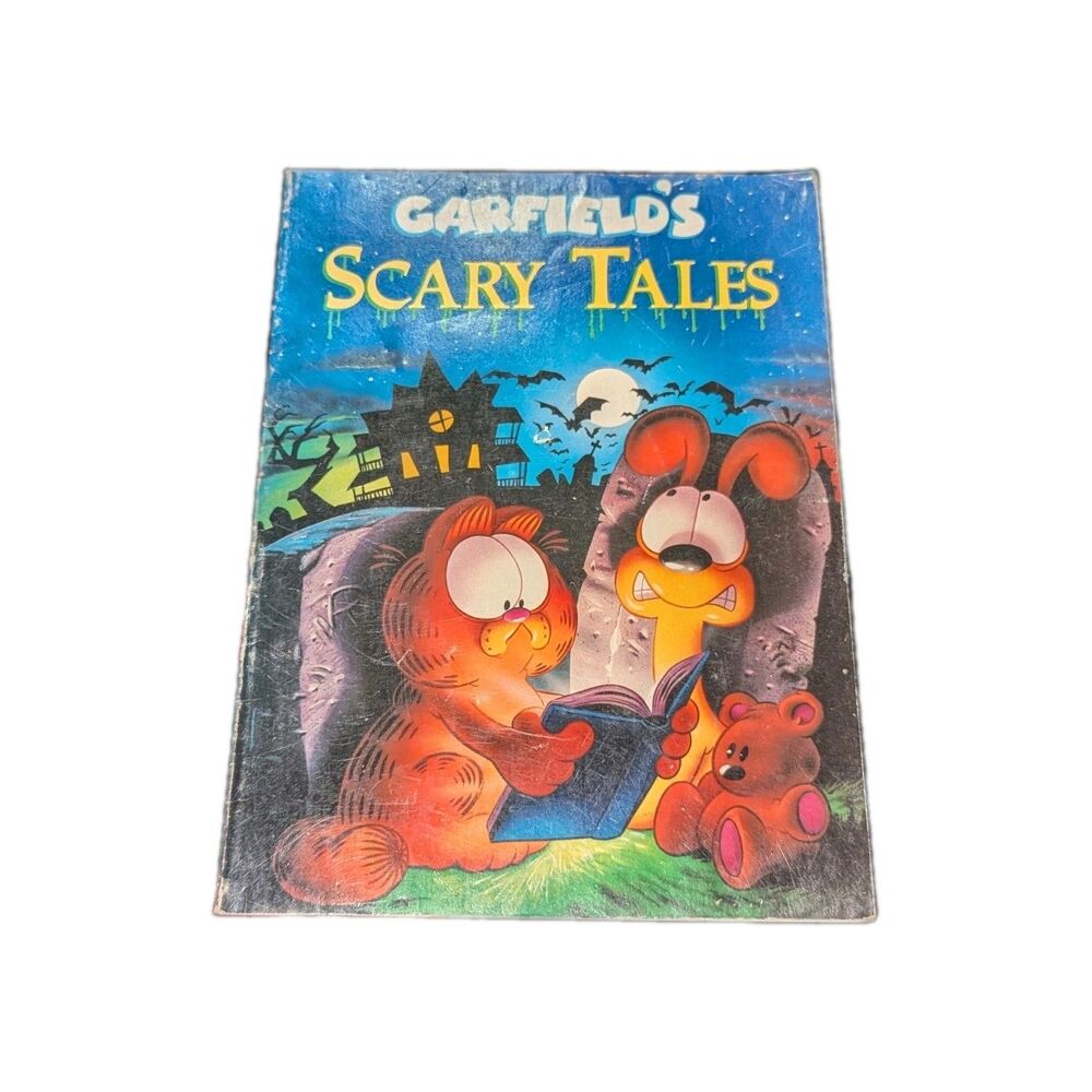 Vintage 1978 Garfield Scary Tales Paperback Book